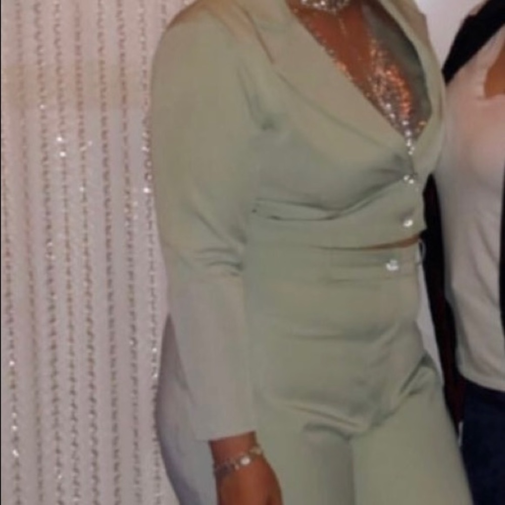 Light green woman’s suit - 2 piece